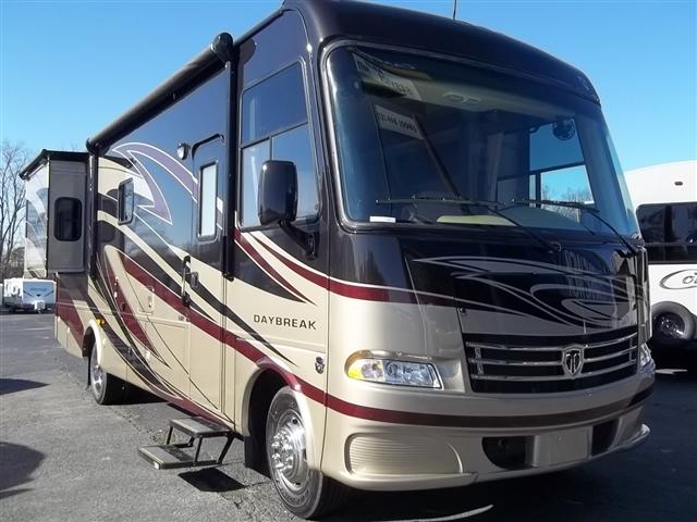 2013 THOR MOTOR COACH DayBreak